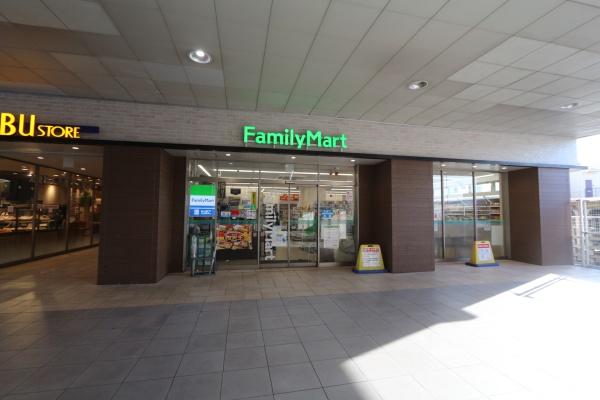 ベルメゾン草加旭町(ファミリーマート新田駅店)