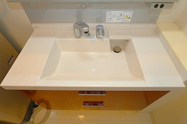 越谷市東大沢３丁目の中古一戸建て