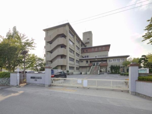 越谷シティハウス４号棟(越谷市立大相模中学校)