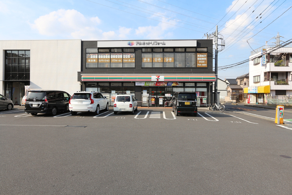 越谷シティハウス４号棟(セブンイレブン越谷西方店)