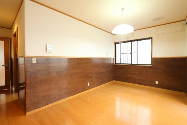 吉川市中央２丁目の中古一戸建て