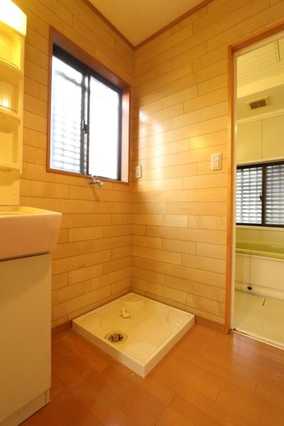 吉川市中央２丁目の中古一戸建て