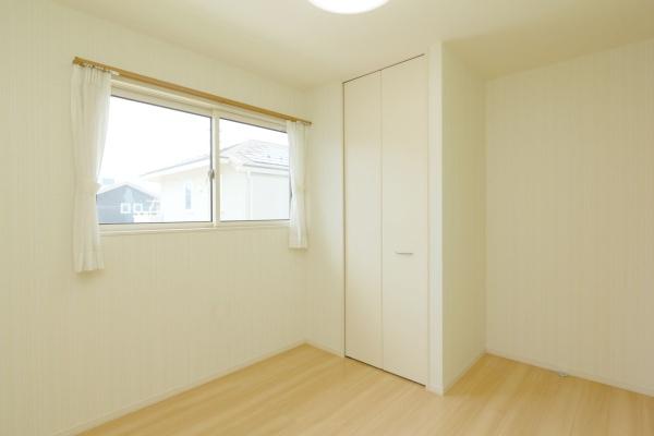 越谷市レイクタウン６丁目の中古一戸建て