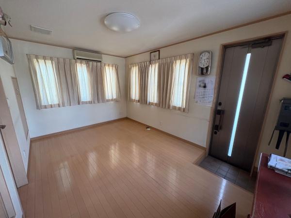 流山市三輪野山４丁目の中古一戸建て