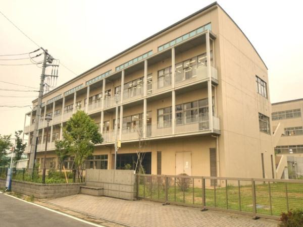 草加市谷塚町の新築一戸建(草加市立氷川小学校)