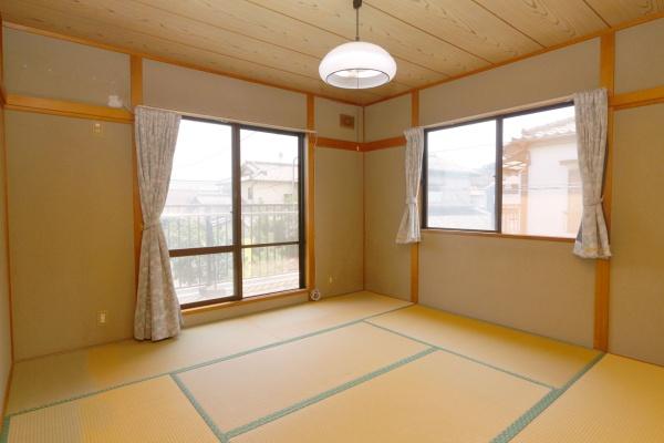 柏市あかね町の中古一戸建て