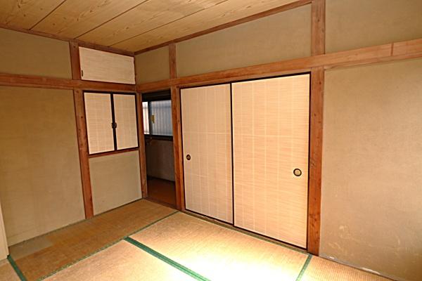 三郷市戸ケ崎３丁目の中古一戸建て