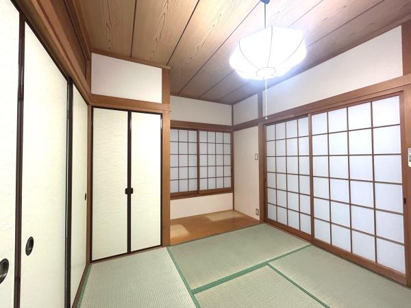 草加市新栄２丁目の中古一戸建て