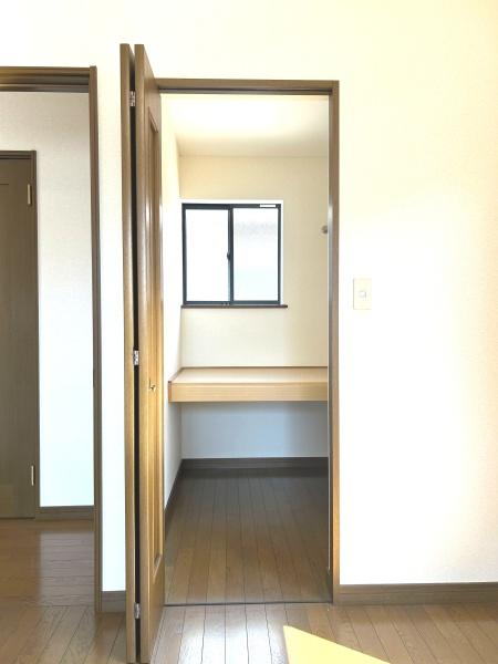 草加市新栄２丁目の中古一戸建て