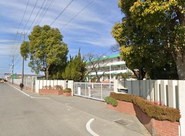 武里団地５街区１８号棟(春日部市立南中学校)