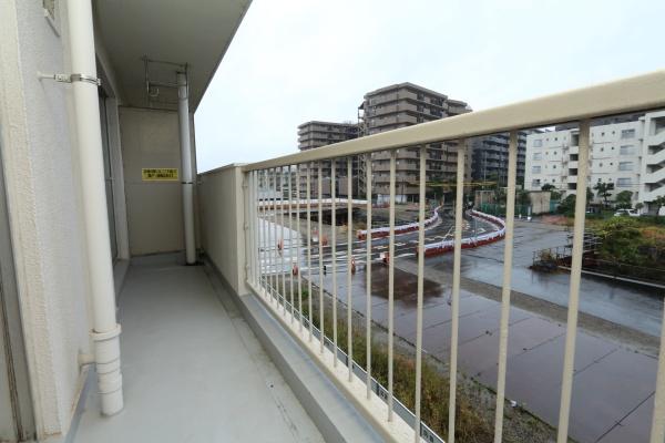 武里団地５街区１８号棟