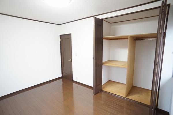 木更津市港南台４丁目の中古一戸建て