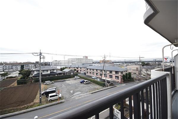 日商岩井三郷マンション　4階