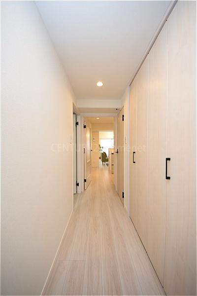 日商岩井三郷マンション　4階