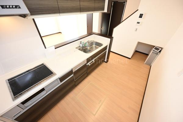 三郷市彦川戸1丁目　戸建