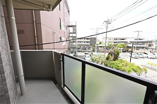 ライオンプラザ三郷　2階