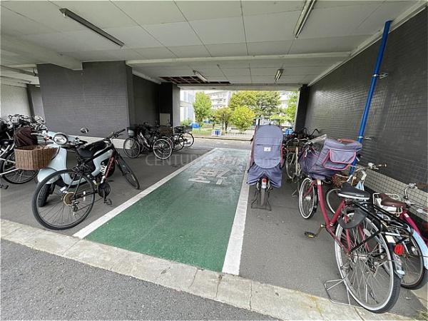 みさと団地25号棟　5階