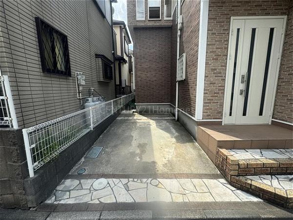 三郷市早稲田６丁目の中古一戸建て