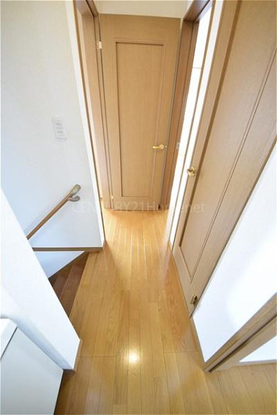 三郷市早稲田６丁目の中古一戸建て