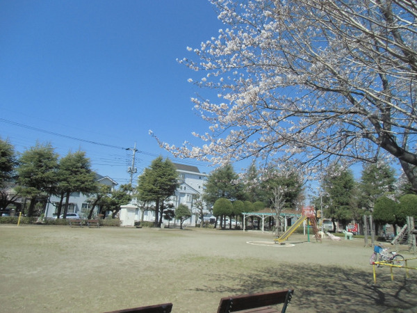 KIS三郷市早稲田8期全4棟 新築戸建 2号棟(しらさぎ公園)