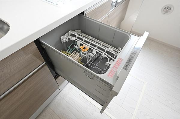 三郷市早稲田9期全1棟　新築戸建　1号棟