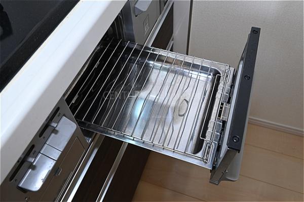 三郷市彦糸１丁目の中古一戸建て