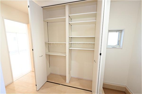 三郷市彦糸１丁目の中古一戸建て
