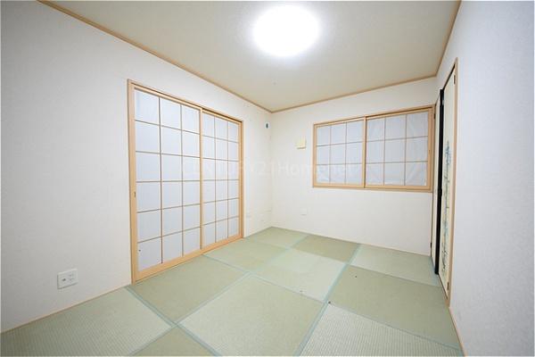 三郷市戸ケ崎５丁目の中古一戸建て