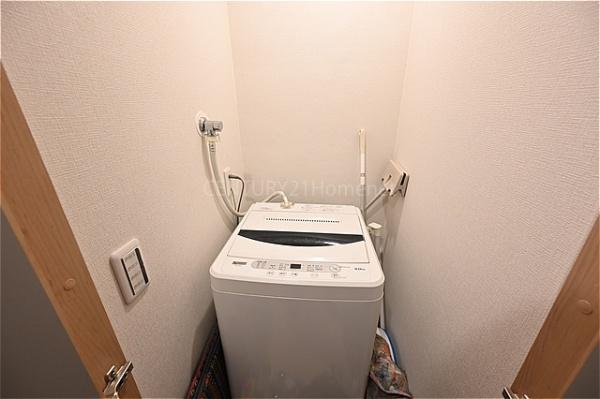 コスモ三郷リバーサイド　2階