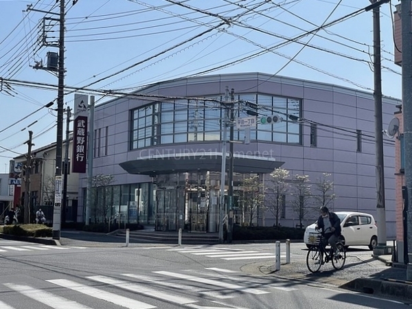 吉川市吉川2丁目の中古一戸建て(武蔵野銀行吉川支店)