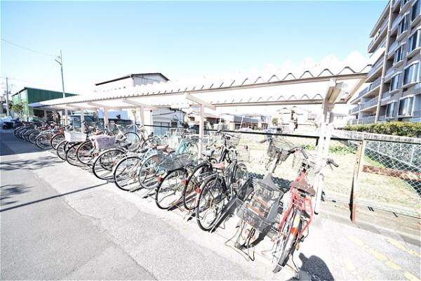 日商岩井三郷マンション　5階