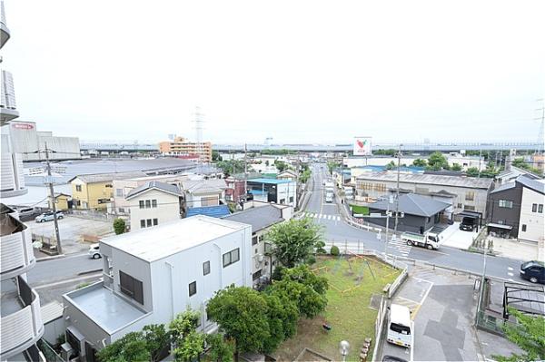 日商岩井三郷マンション　5階
