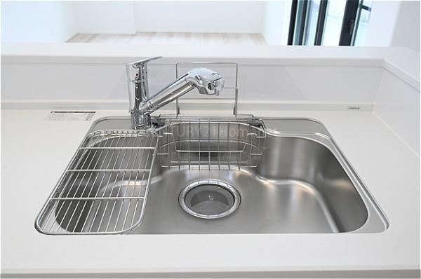 三郷市小谷堀全1棟　新築戸建　1号棟