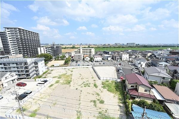 ライオンズシティ三郷　8階