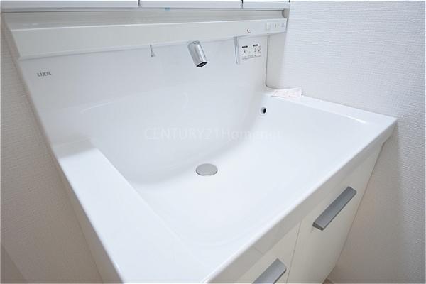 三郷市中央7期全1棟　新築戸建　1号棟