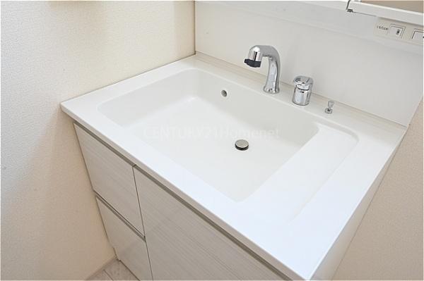 三郷市彦成17期全1棟　新築戸建　1号棟