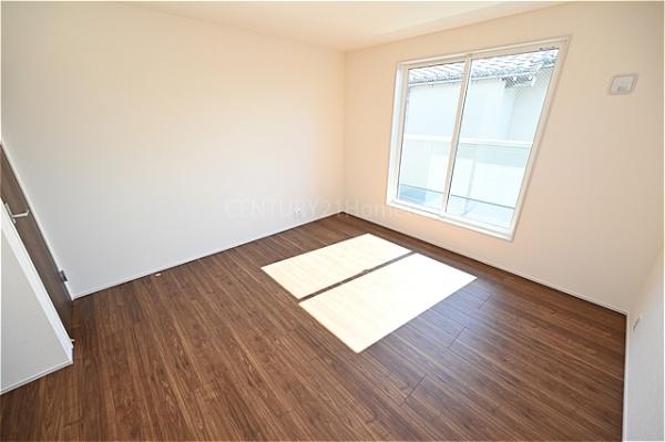 三郷市彦成17期全1棟　新築戸建　1号棟