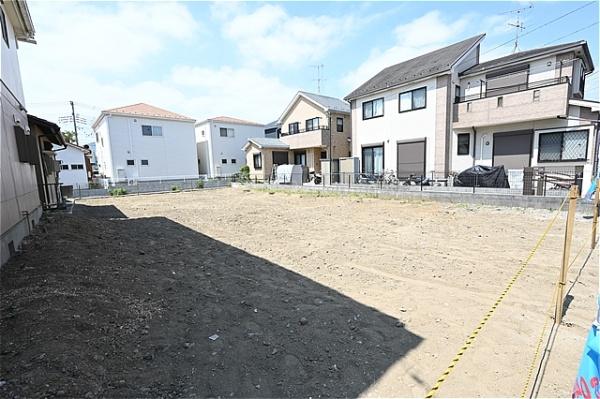 三郷市鷹野1丁目220番全2区画　売地　B区画