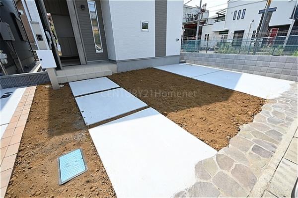 三郷市高州1丁目全2棟　新築戸建　1号棟