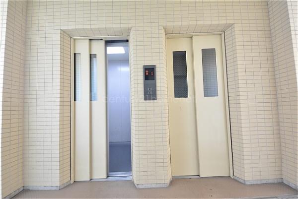 エフローレ新三郷216　1階