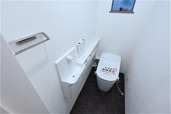三郷市彦成２丁目の中古一戸建て
