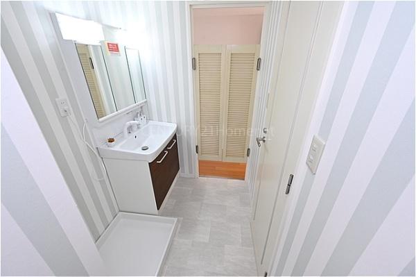 グリーンパーク早稲田Ⅱリバースクエア　3階