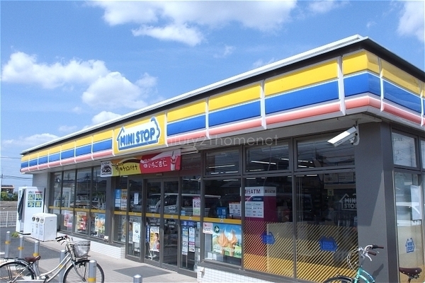 三郷彦糸全5棟 新築戸建 1号棟(ミニストップ三郷彦音店)
