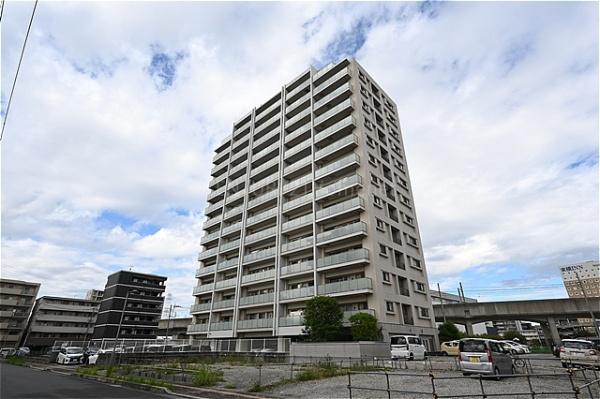 ライフピア三郷中央　6階