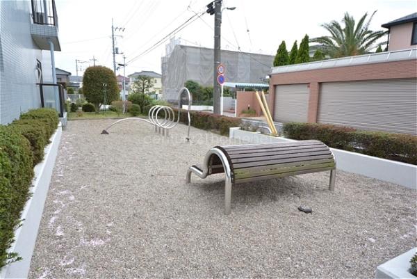 ライフペリエ三郷　4階