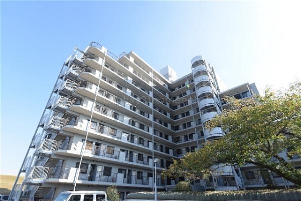 ライフペリエ三郷　4階