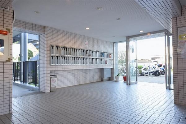 ライフペリエ三郷　4階