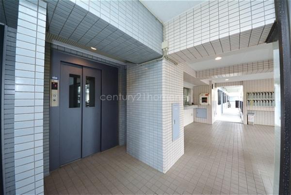 ライフペリエ三郷　4階