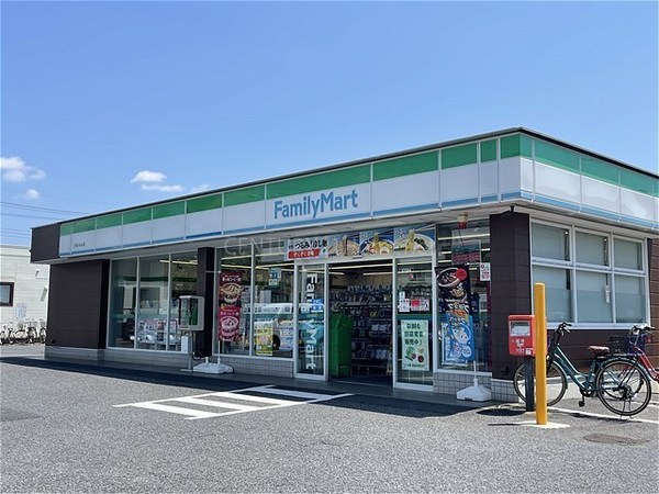 グランテラス水元公園　2階(ファミリーマート三郷みなみ店)