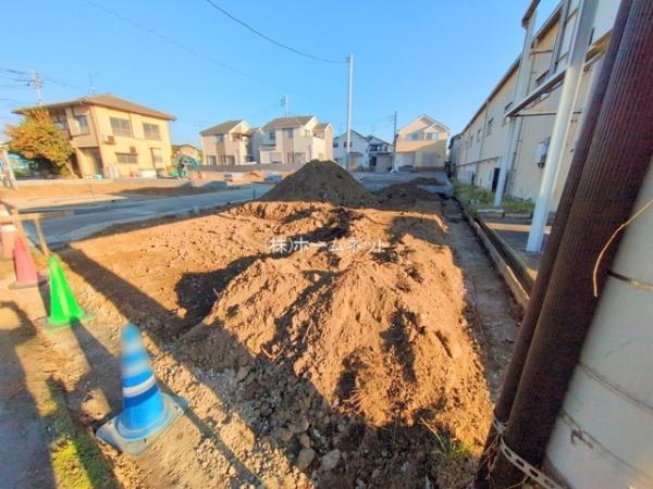 三郷市早稲田８丁目の土地